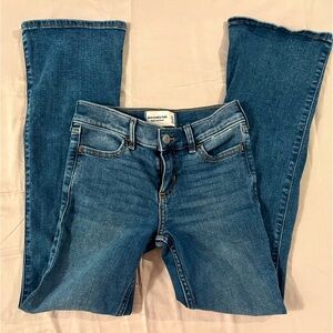 A&F Kids. Bootcut long length. sz 7/8